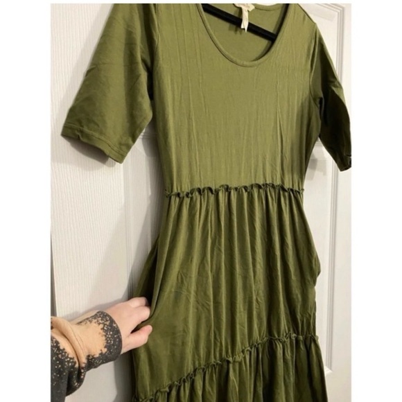 MATILA JANE Olive Tiered Maxi Dress - Picture 6 of 8